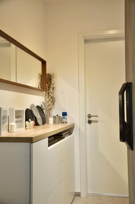 New Studio Apartment In Central Budapest - Free Parking Εξωτερικό φωτογραφία